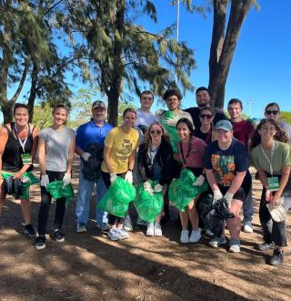 Image: Heartland Scholars picking up trash in Argentina